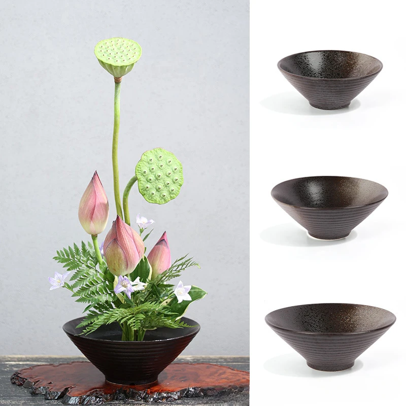 مزهرية الضفدع اليابانية باقة ا - مراجعة Ikebana Vase Kenzan وسعره