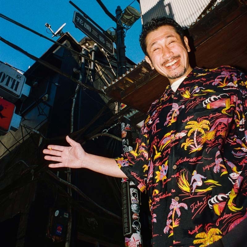 قميص رجالي فضفاض بأكمام قصيرة  - مراجعة Japanese Lifestyle Brand وسعره